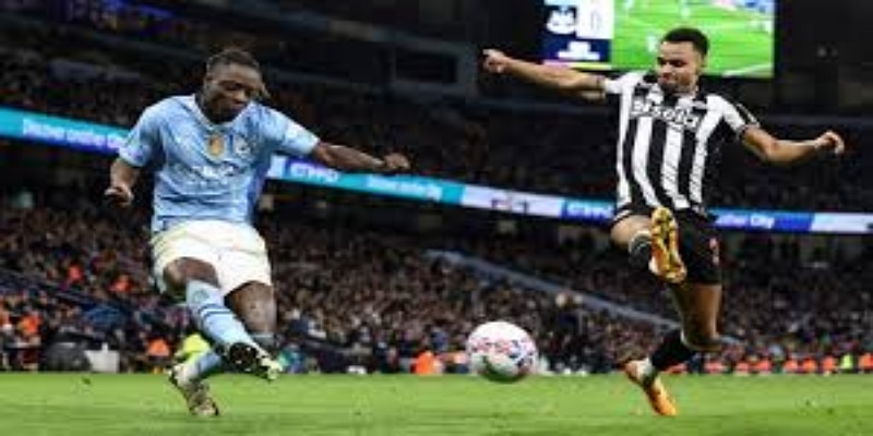 观察：埃迪·豪的轮换策略与上半场的意外落后- 九游娱乐