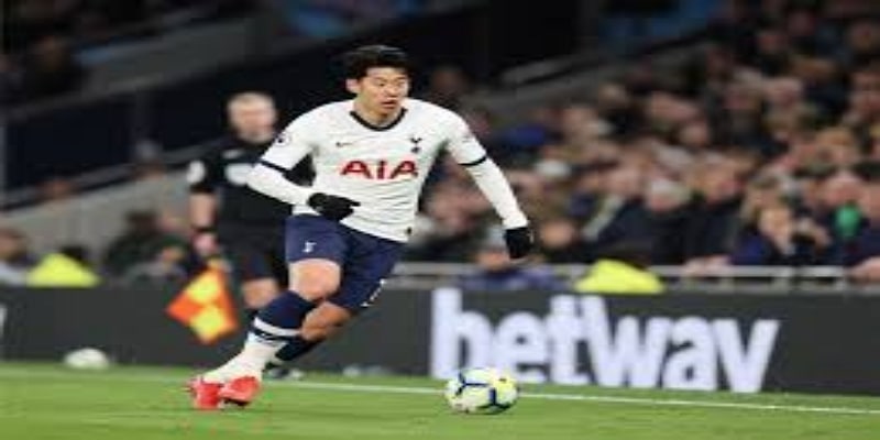 解读：凯茨巴亚炮轰英国教练引发的深思- 九游娱乐