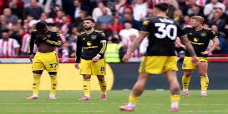 战术分析：高位逼抢与快速反击的成功实践-  九游娱乐