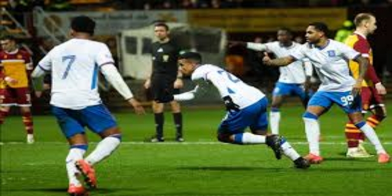 青训试验田：B队参赛的争议与机遇-九游娱乐