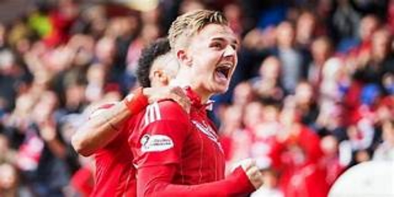 九游娱乐战术解析：闪电破门奠定比赛基调-九游娱乐