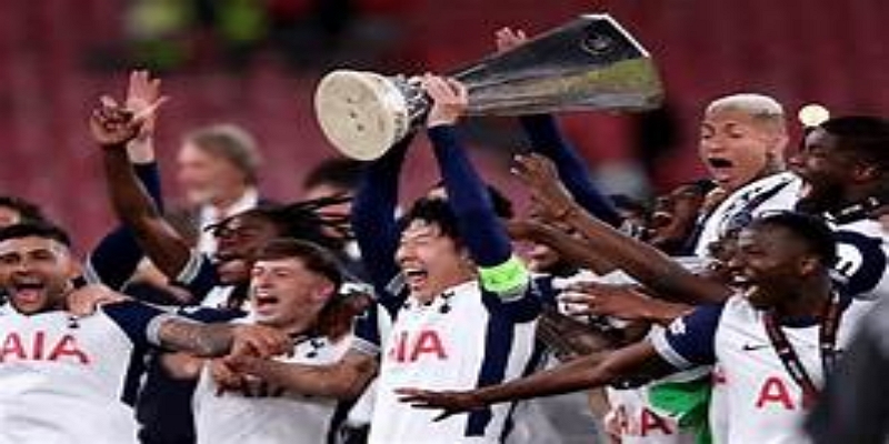 九游娱乐视角：塞维利亚卫冕之路稳健起步与欧战统治力解析-九游娱乐