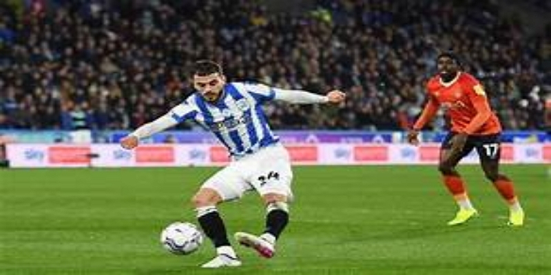 比赛概况：斯托克城从开局即展现强势-九游娱乐